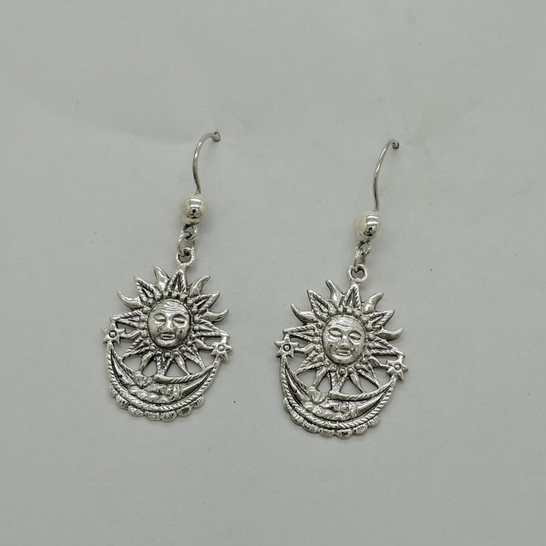 Tamaulti Necklace - View 2